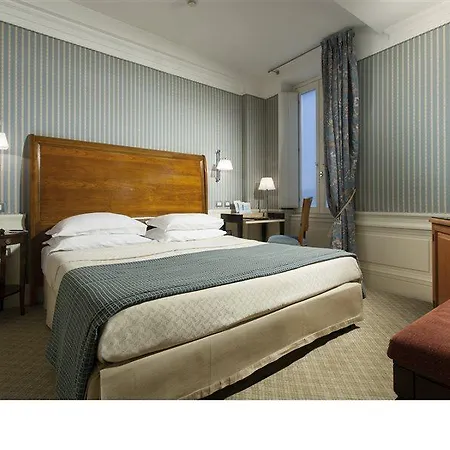 スタンダール 4* ローマ