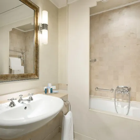 ホテル スタンダール 4*