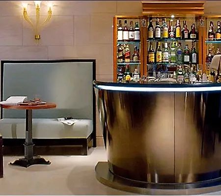 スタンダール 4*