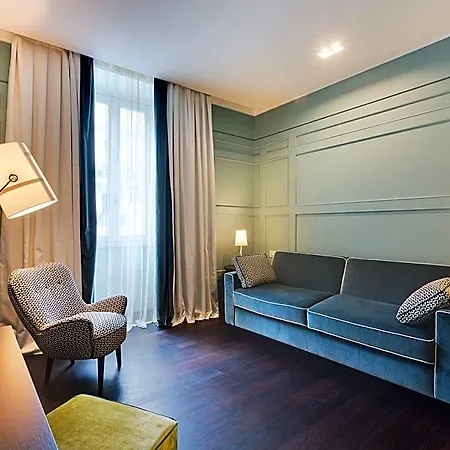 Stendhal 4*