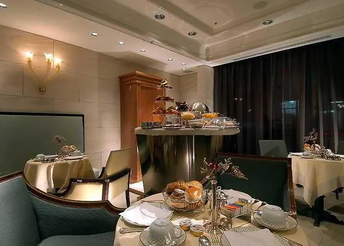 Отель Stendhal Рим